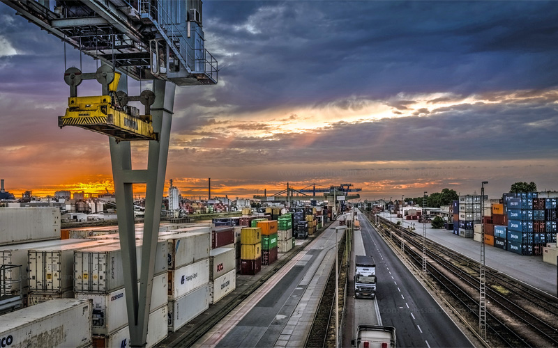 Transporte: centro logístico.